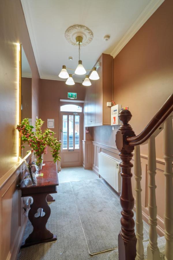 Topper'S Rooms Guest Accommodation Carrick-on-Shannon Экстерьер фото