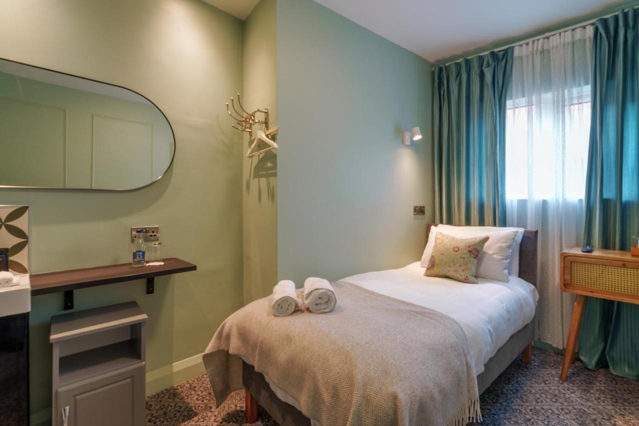 Topper'S Rooms Guest Accommodation Carrick-on-Shannon Экстерьер фото