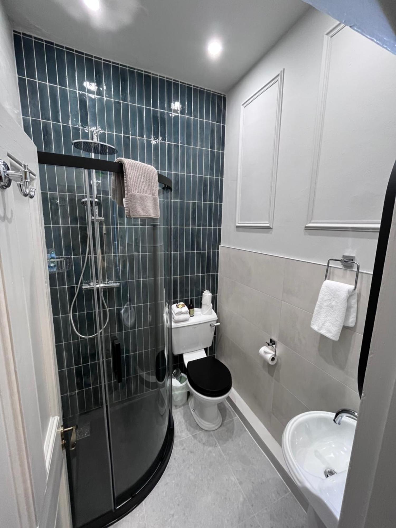 Topper'S Rooms Guest Accommodation Carrick-on-Shannon Экстерьер фото