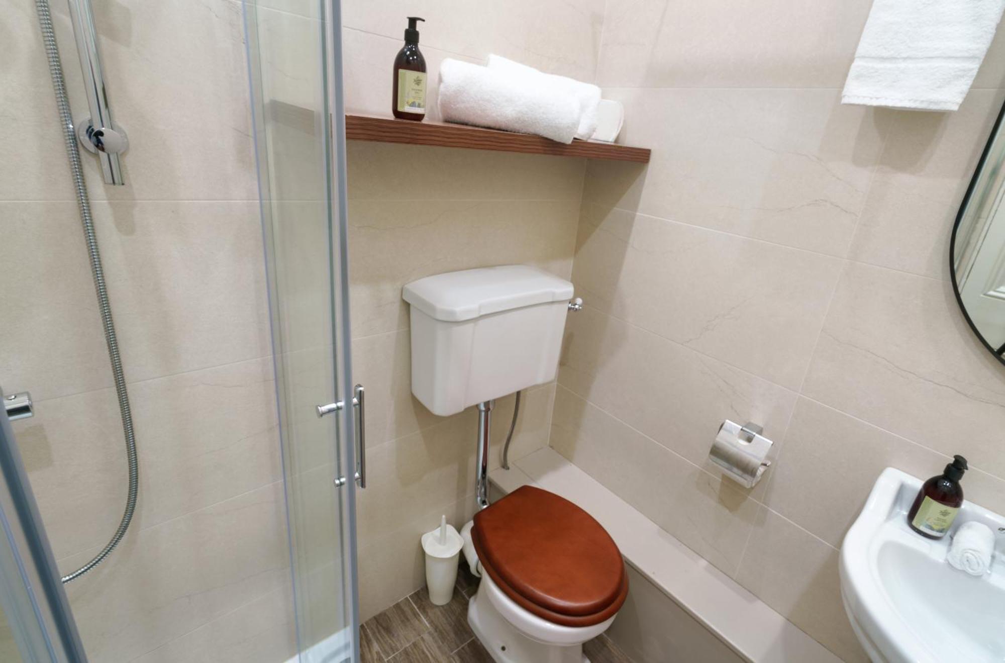 Topper'S Rooms Guest Accommodation Carrick-on-Shannon Экстерьер фото